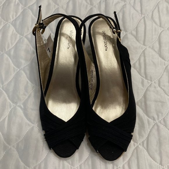 NEW * Open Toe Wedges - Picture 2 of 8